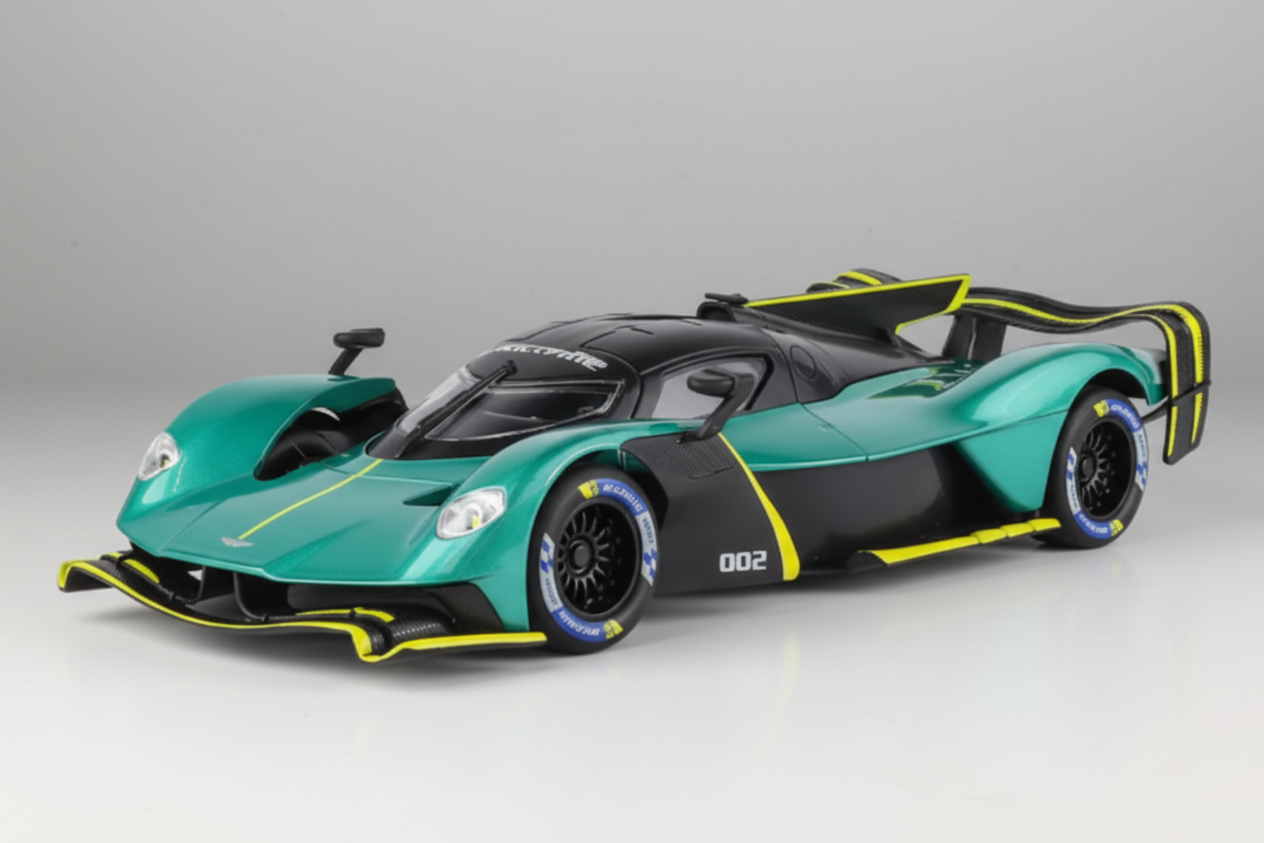 Aston Martin Valkyrie AMR Pro 1/24