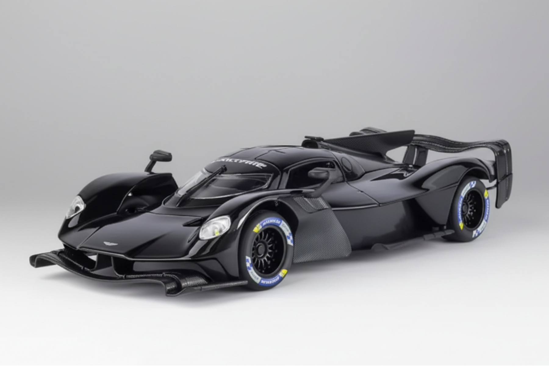 Aston Martin Valkyrie AMR Pro 1/24