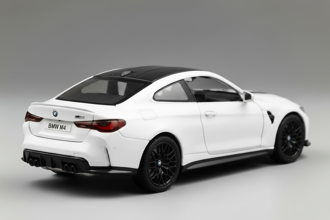 BMW M4 CSL 1/36