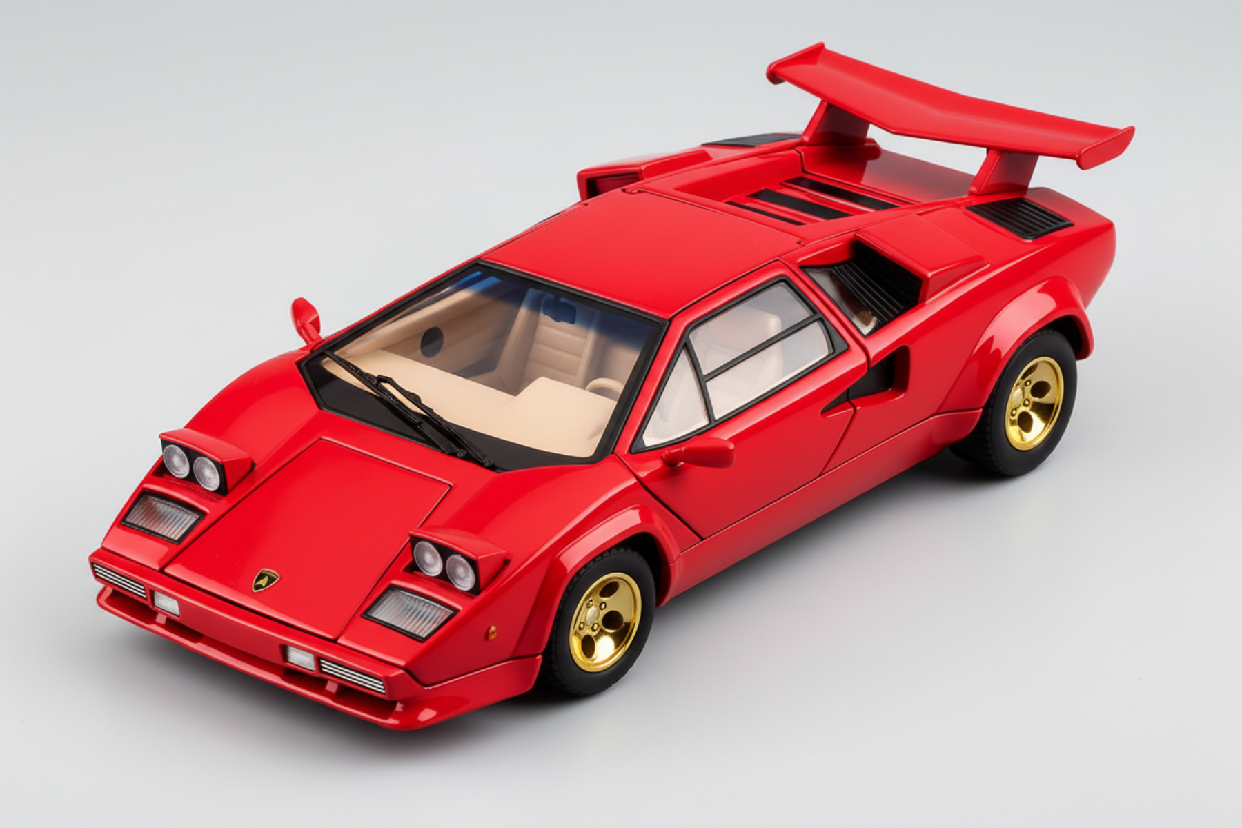 Lamborghini Countach 1/32