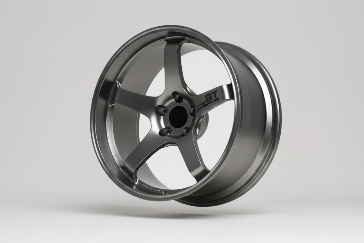 gray advan gt wheel rim with a brand logo on a gray background
