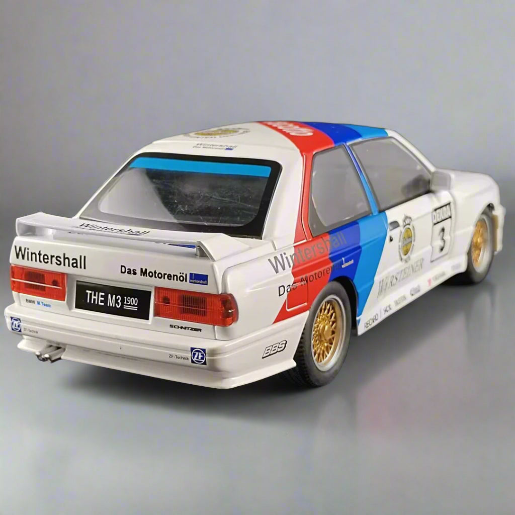 BMW E30 M3 1/24