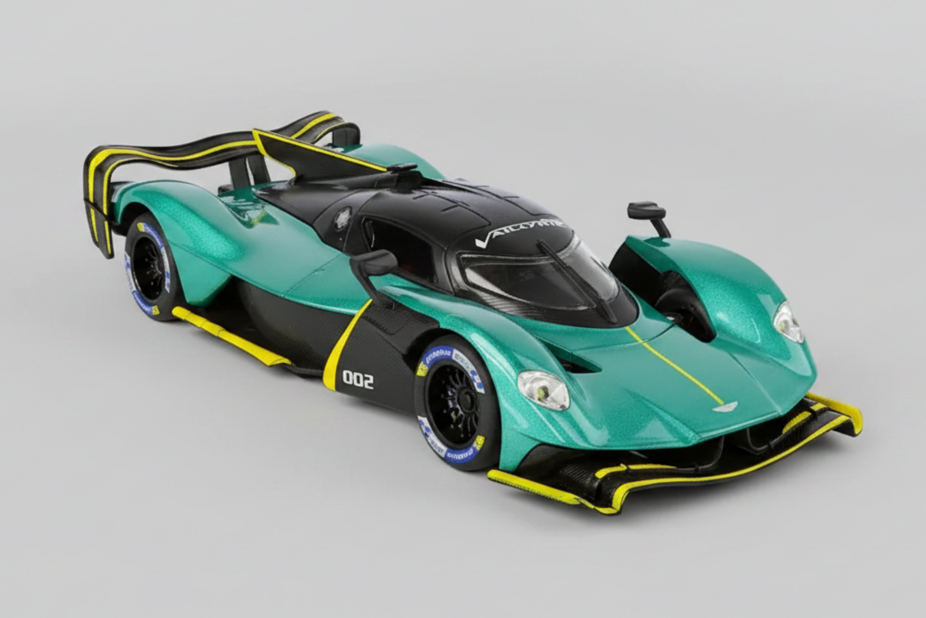 Aston Martin Valkyrie AMR Pro 1/24