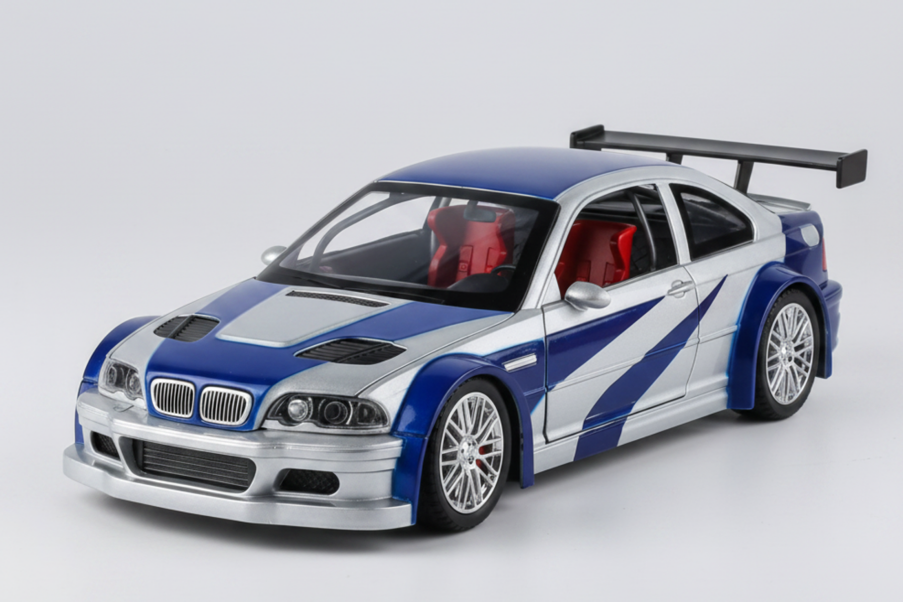 BMW E46 M3 GTR - Need for Speed: Most Wanted 1/24