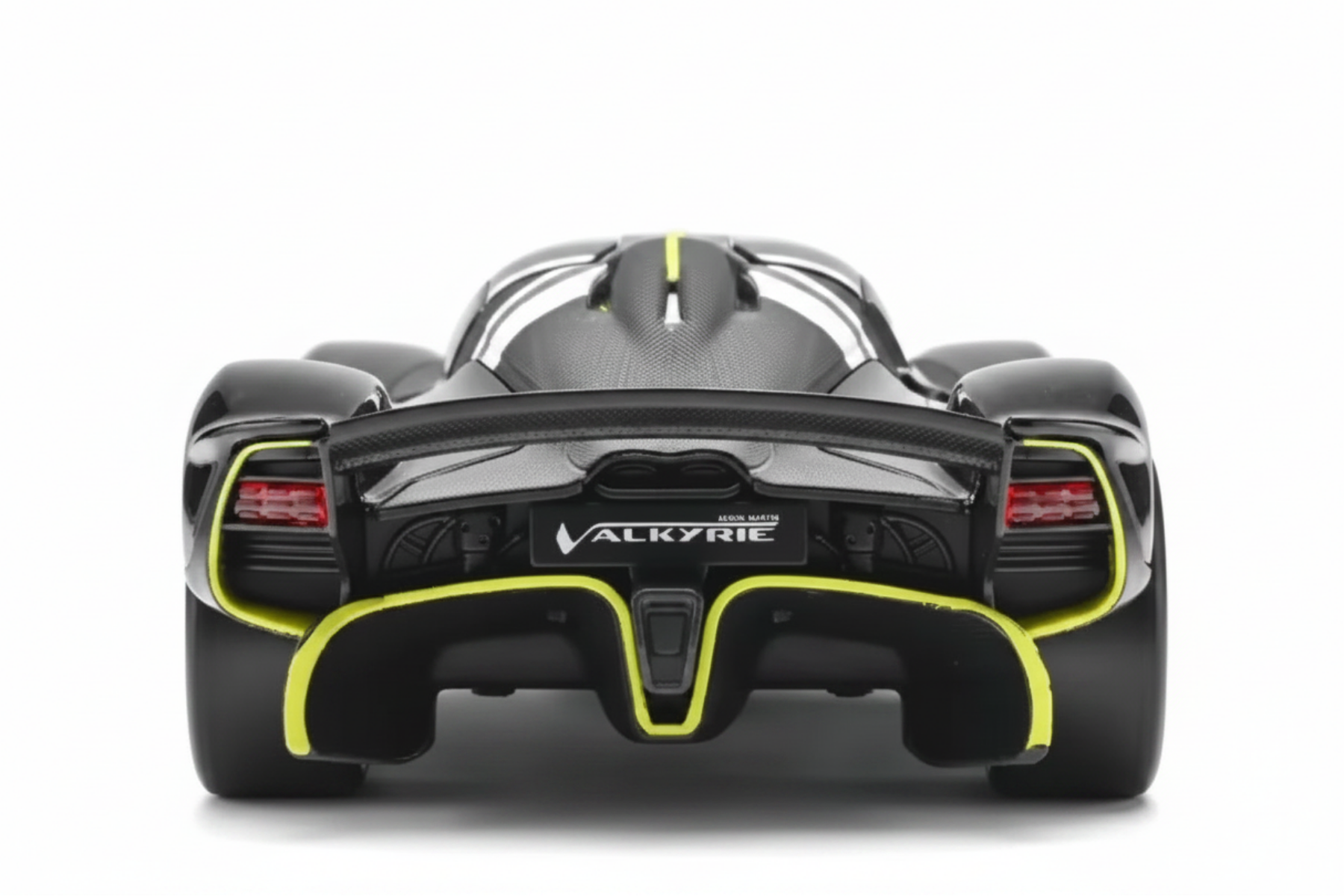 Aston Martin Valkyrie 1/24