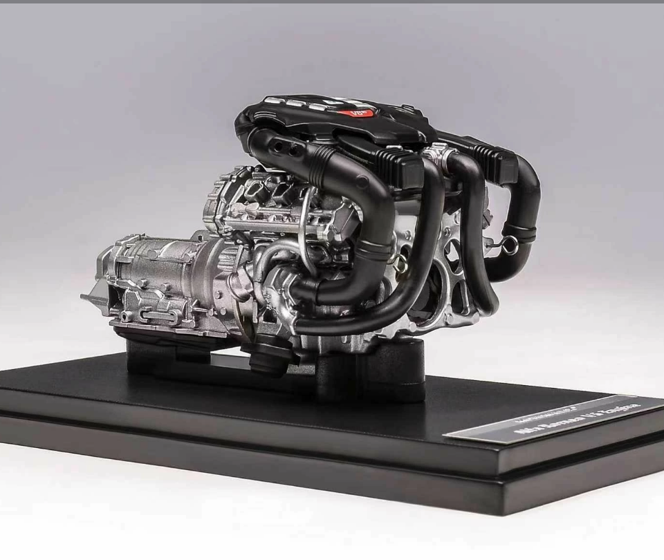 Alfa Romeo Giulia GTA V6 Engine 1/18