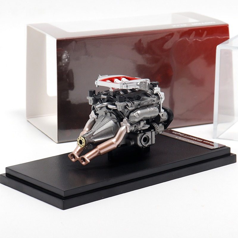 Nissan R35 GTR VR38 Engine 1/18