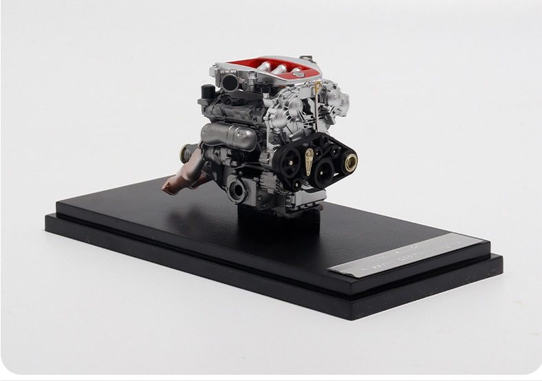 Nissan R35 GTR VR38 Engine 1/18